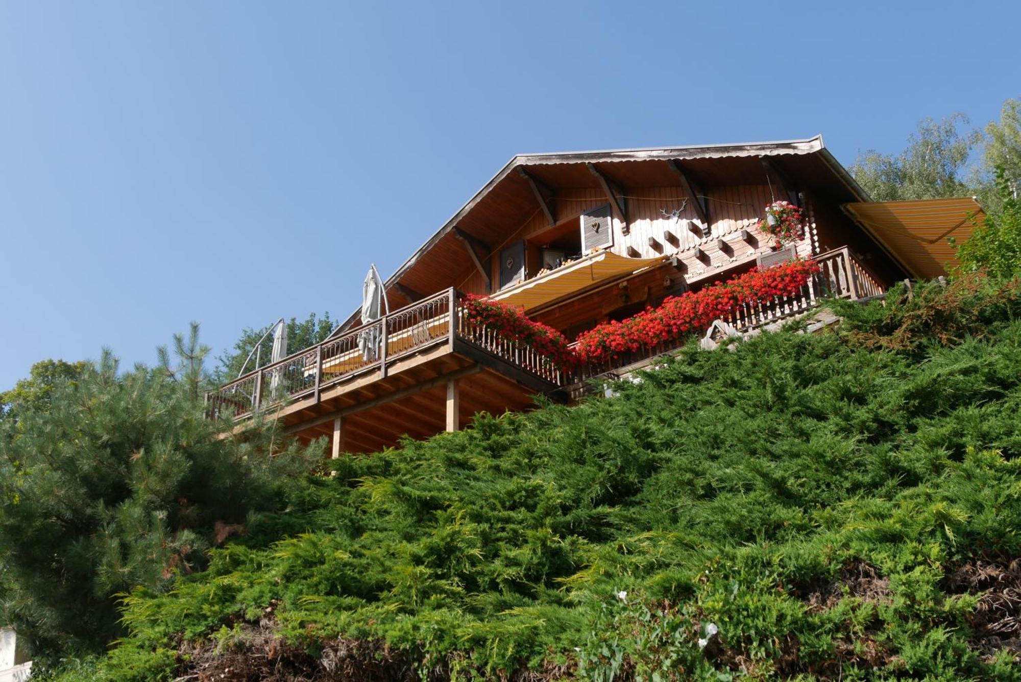 克伦姆比乐住宿加早餐旅馆 Sainte-Agnès 外观 照片